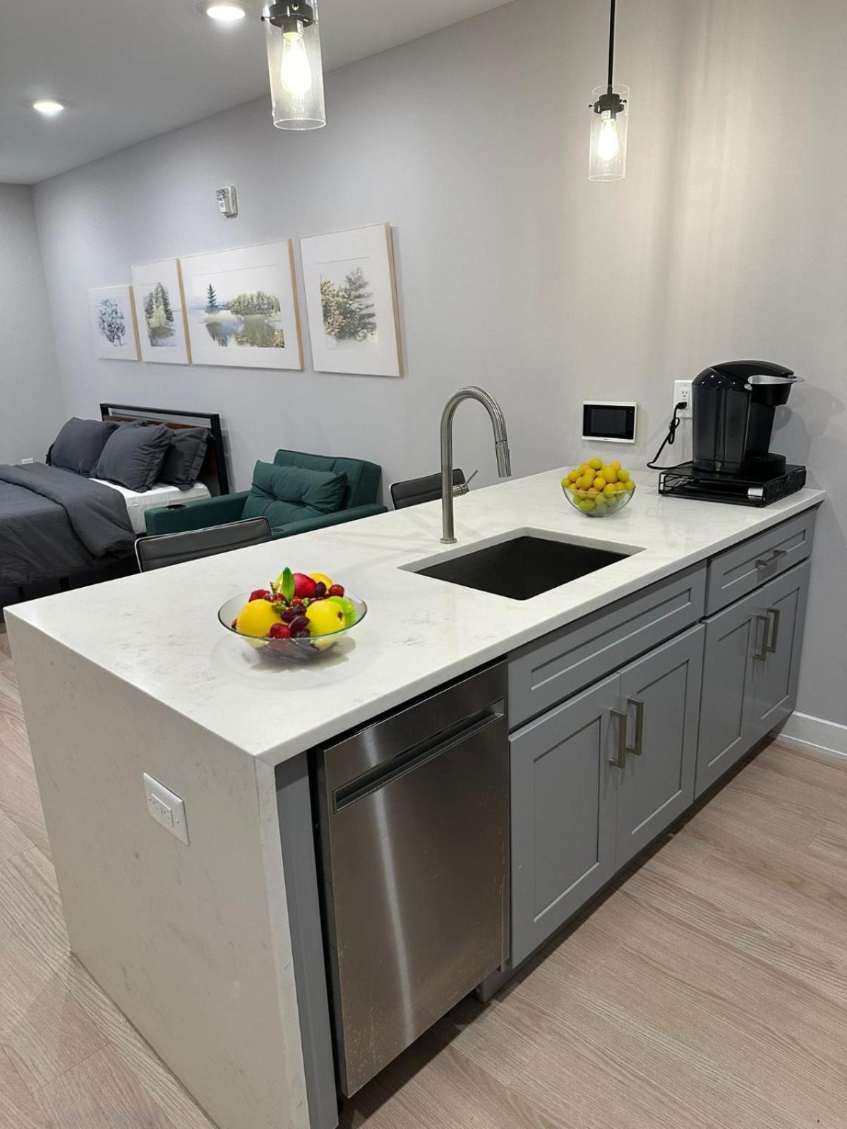 Luxury Stay For Nyc Visit Jersey City 7 Min Walk Nyc Train Station Exteriér fotografie